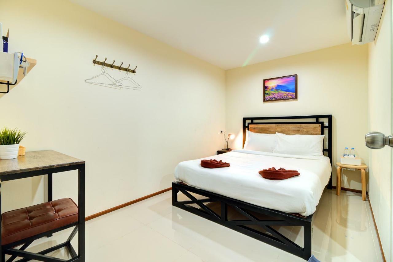 Red Pin Inn 好运旅馆 Bangkok Dış mekan fotoğraf