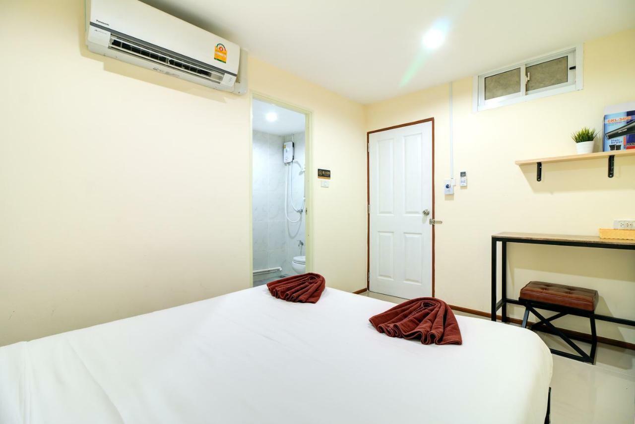 Red Pin Inn 好运旅馆 Bangkok Dış mekan fotoğraf